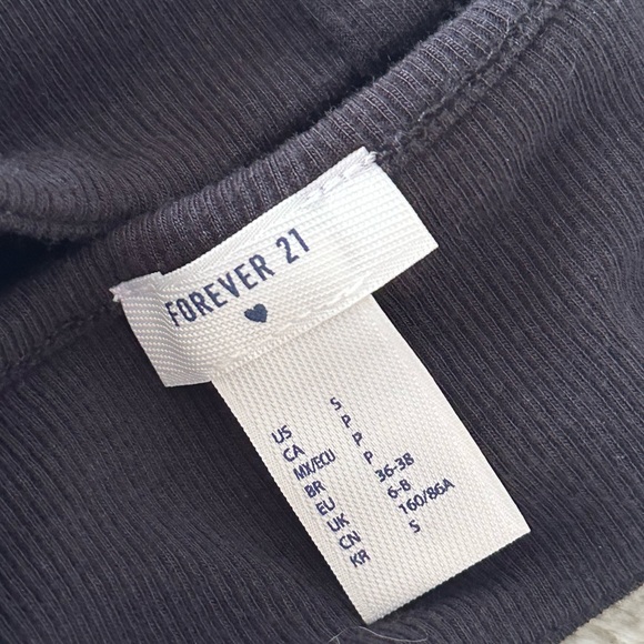 $5 in Bundle💟 Black Soft Button Bralette - Picture 2 of 2